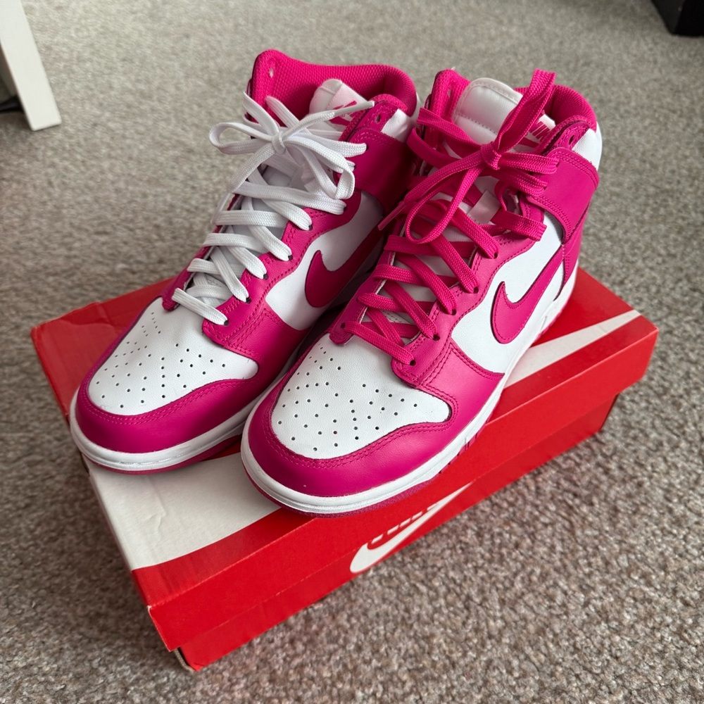 Nike Women's Fuchsia and White Sneakers